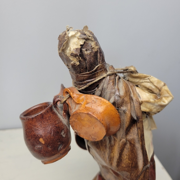 Vintage Mexican Folk Art Paper Mache Figure Handmade Authentic Hardworking Woman - Picture 8 of 16